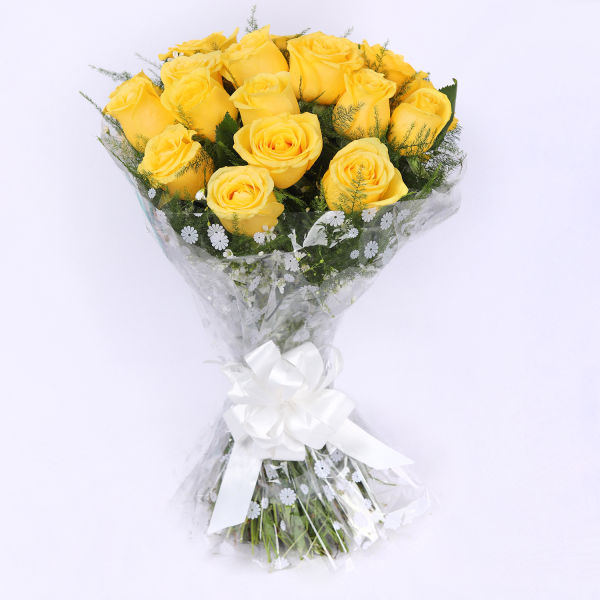  Sunny Yellow Roses Bunch