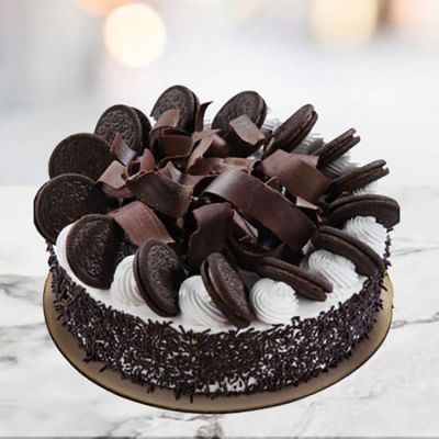 Irresistible Oreo Cake