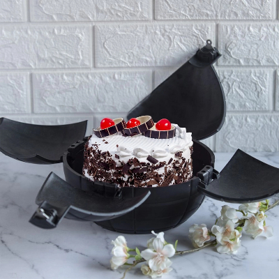 Trending Blackforest Bomb Cake