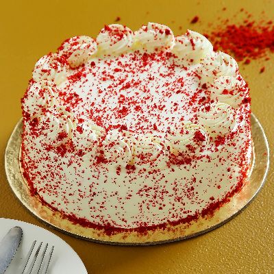 Red Velvet Cream Cake